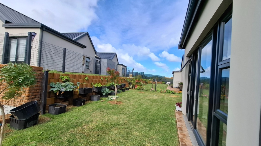 2 Bedroom Property for Sale in Hartland Lifestyle Estate Western Cape